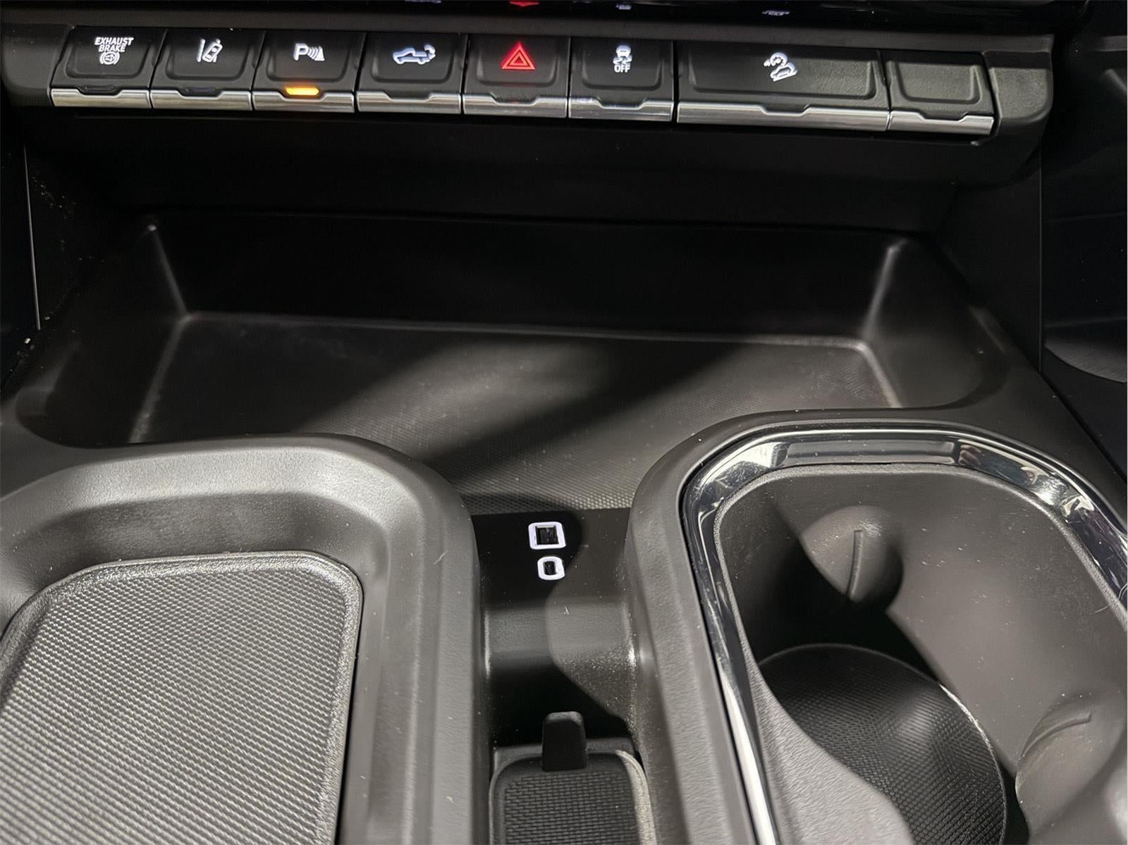 2024 GMC Sierra 2500HD 4WD Crew Cab Standard Bed AT4