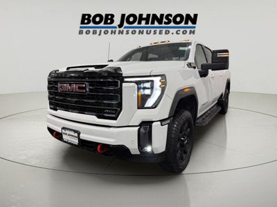 2024 GMC Sierra 2500HD 4WD Crew Cab Standard Bed AT4