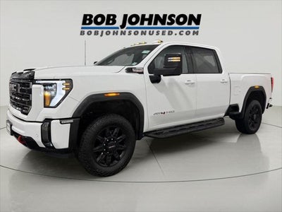 2024 GMC Sierra 2500HD 4WD Crew Cab Standard Bed AT4
