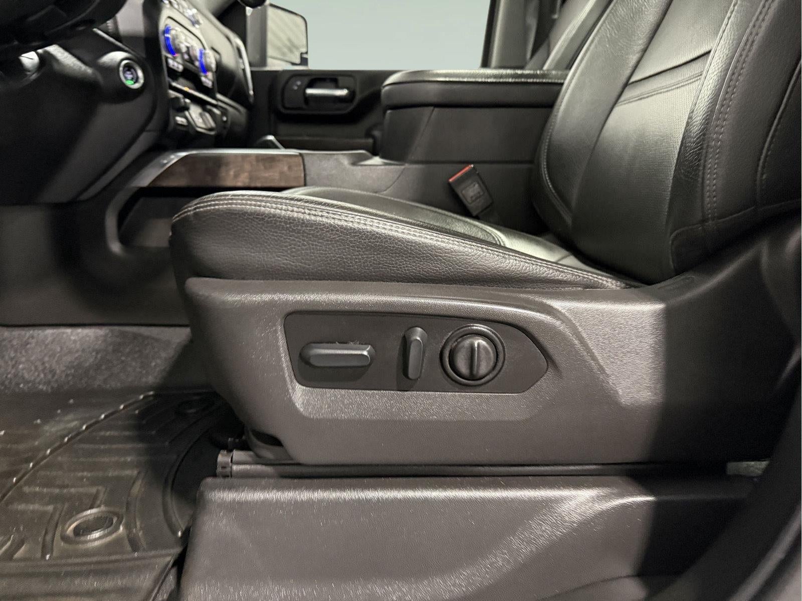2022 GMC Sierra 2500HD 4WD Crew Cab Standard Bed Denali