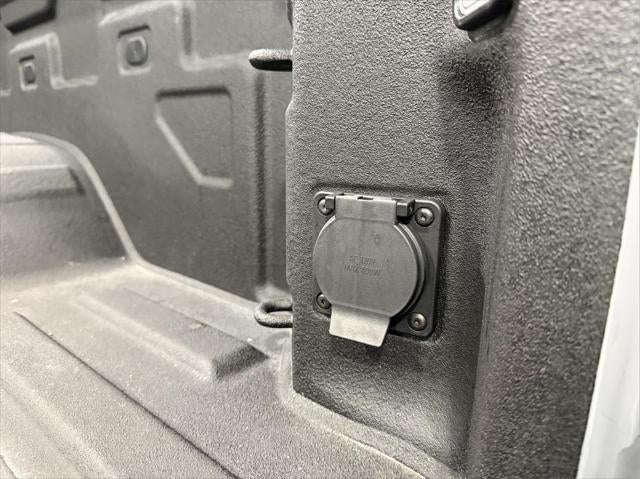 2024 GMC Sierra 3500HD 4WD Crew Cab Standard Bed AT4