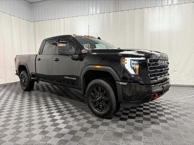 2025 GMC Sierra 2500HD Crew Cab, Standard Bed, AT4, 4WD