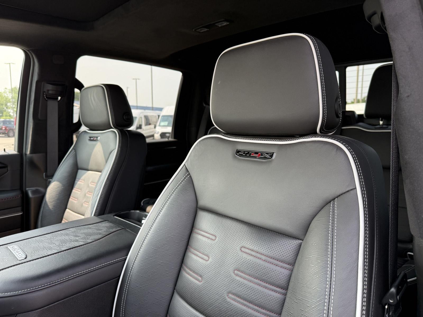 2025 GMC Sierra 2500HD Crew Cab, Standard Bed, AT4X, 4WD