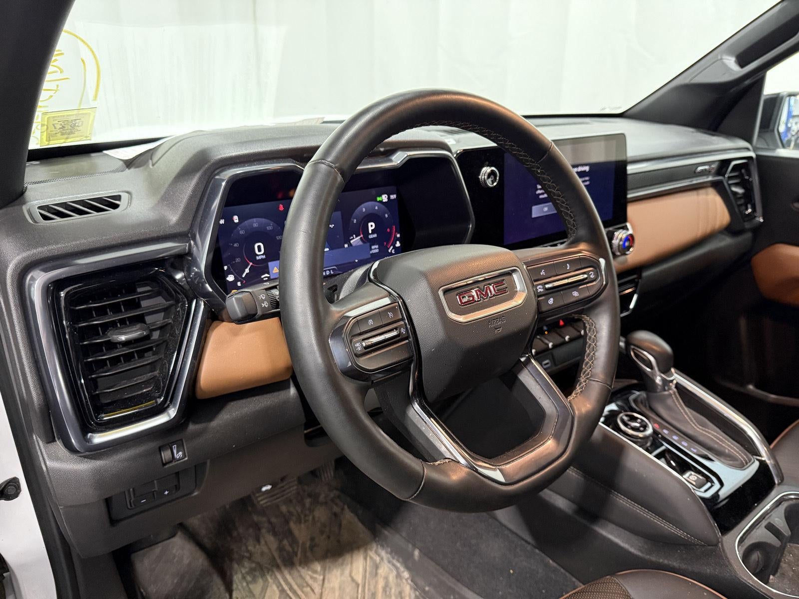 2024 GMC Canyon AT4