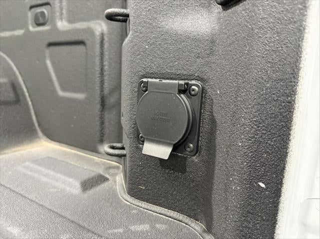 2026 GMC Sierra 1500 Crew Cab, Short Bed, Pro, 4WD
