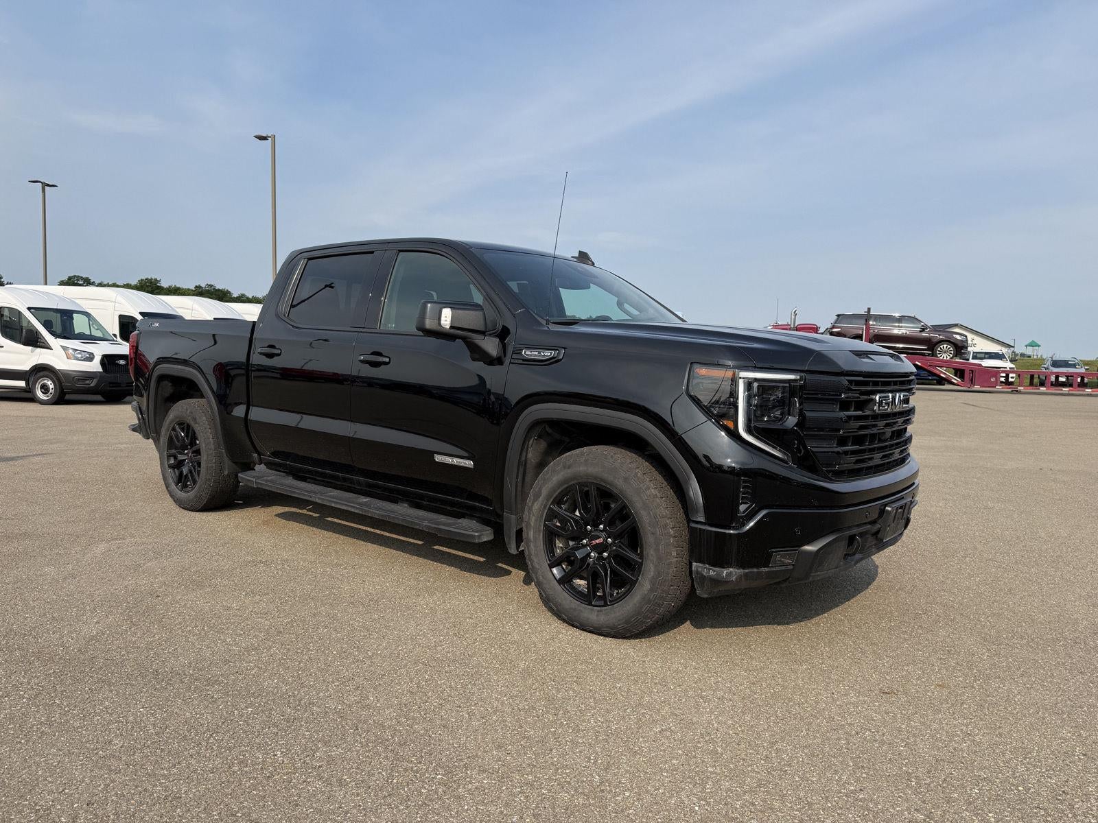 2024 GMC Sierra 1500 Elevation