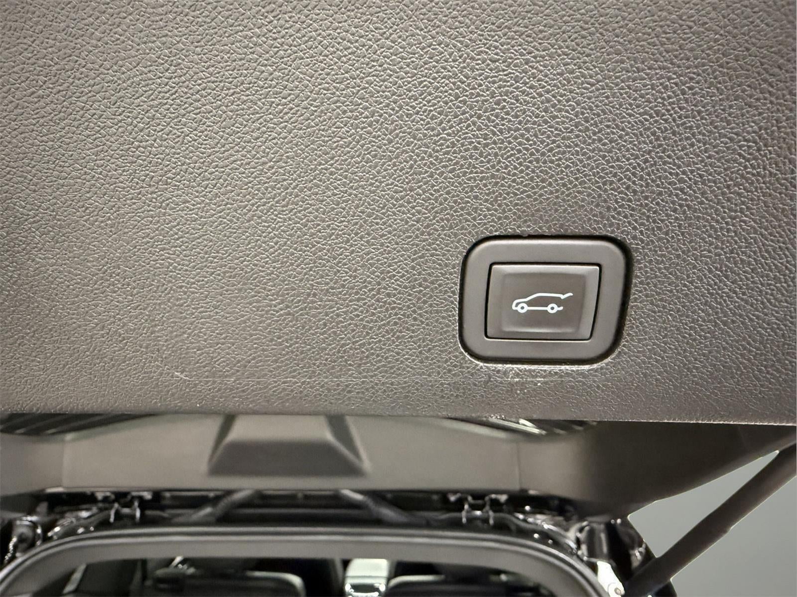 2025 Cadillac XT6 AWD Premium Luxury