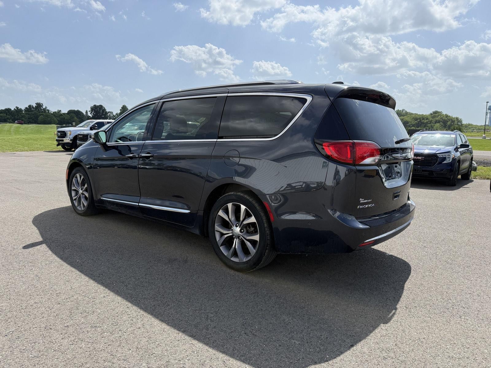 2019 Chrysler Pacifica Limited