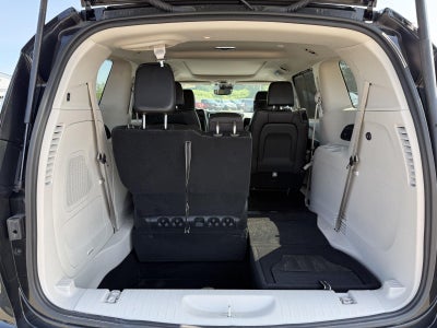 2024 Chrysler Pacifica Touring L AWD