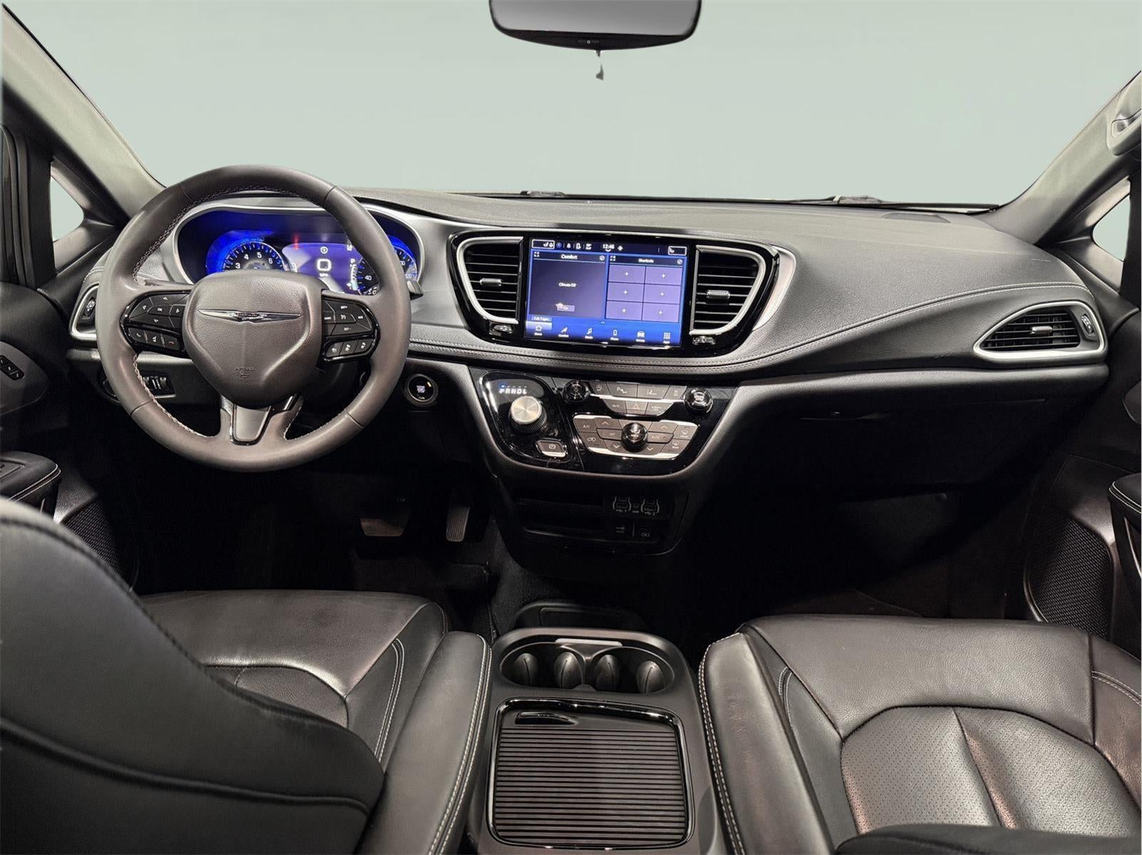 2022 Chrysler Pacifica Touring L AWD