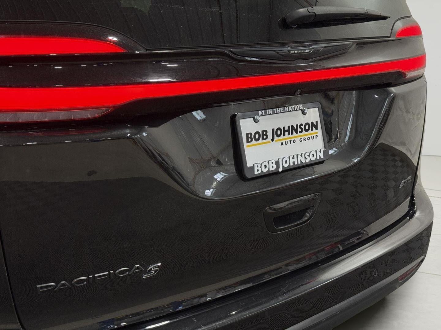 2022 Chrysler Pacifica Touring L AWD