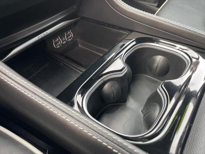 2024 Chrysler Pacifica Limited AWD