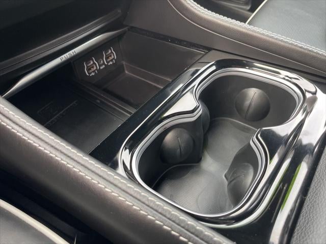 2024 Chrysler Pacifica Limited AWD