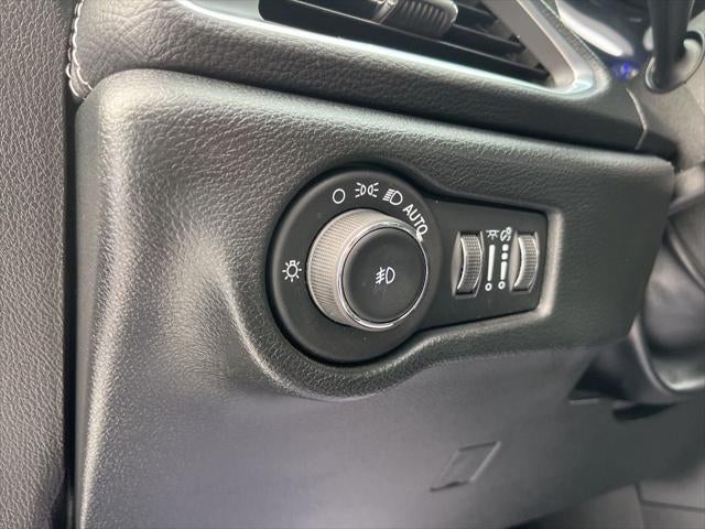 2024 Chrysler Pacifica Limited AWD