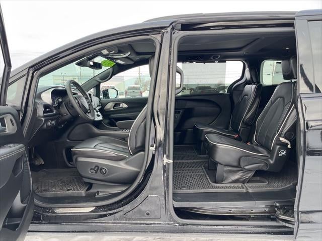 2024 Chrysler Pacifica Limited AWD