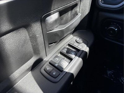 2021 RAM 2500 Tradesman Crew Cab 4x4 6'4' Box