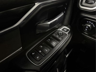 2019 RAM 2500 Laramie Crew Cab 4x4 6'4' Box