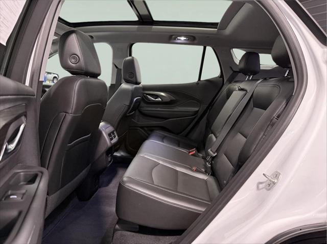 2024 GMC Terrain AWD SLT