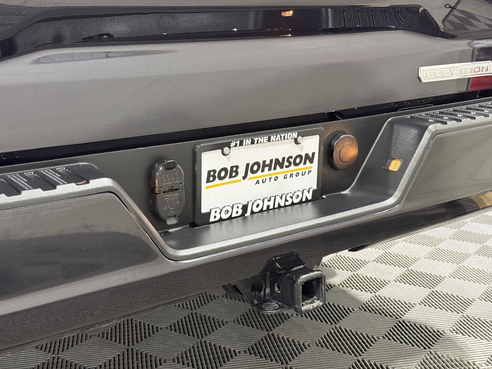 2024 GMC Sierra 1500 4WD Crew Cab Short Box Elevation with 3VL