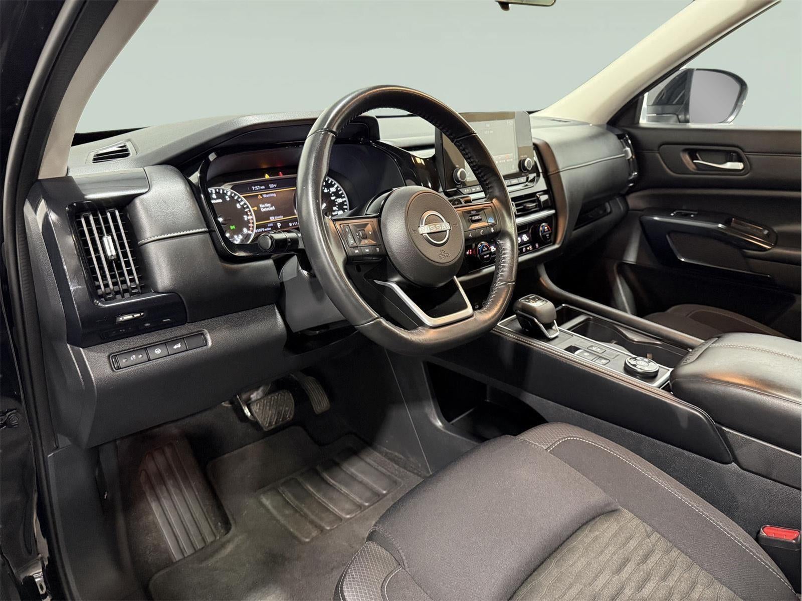 2022 Nissan Pathfinder SV 4WD