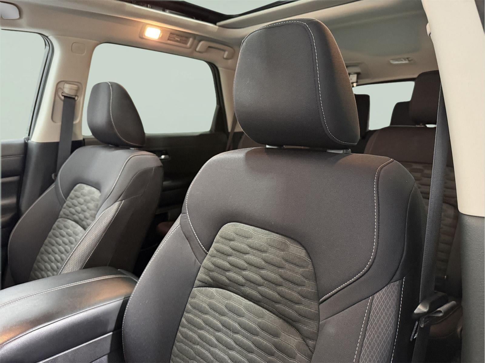 2022 Nissan Pathfinder SV 4WD