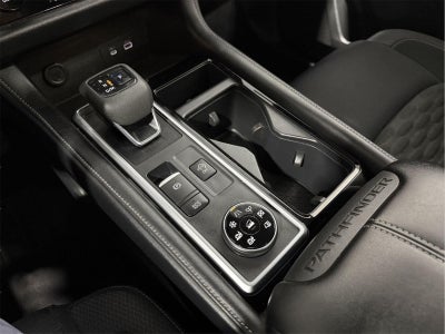 2022 Nissan Pathfinder SV 4WD