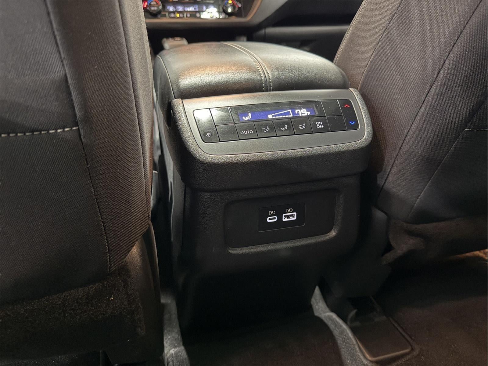 2022 Nissan Pathfinder SV 4WD