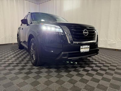 2022 Nissan Pathfinder SV 4WD