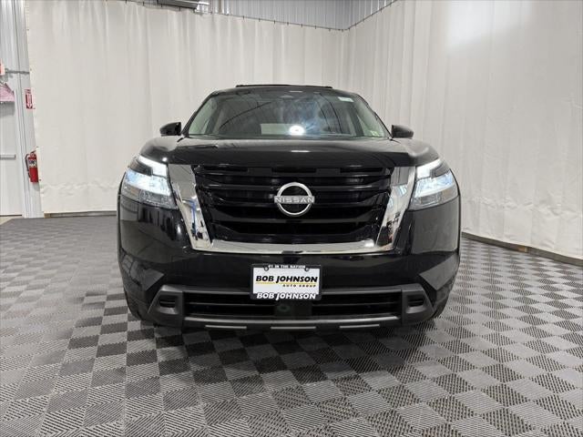 2022 Nissan Pathfinder SV 4WD