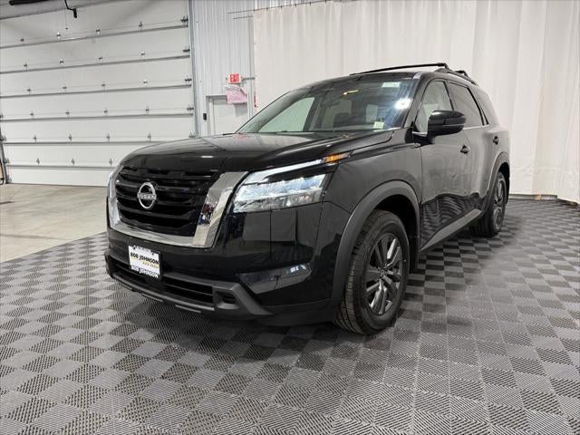 2022 Nissan Pathfinder SV 4WD