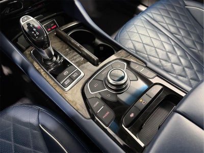 2015 Kia K900 Luxury