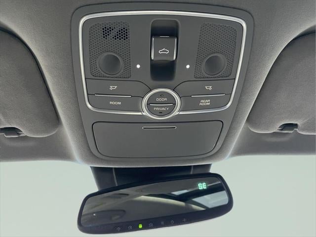 2015 Kia K900 Luxury