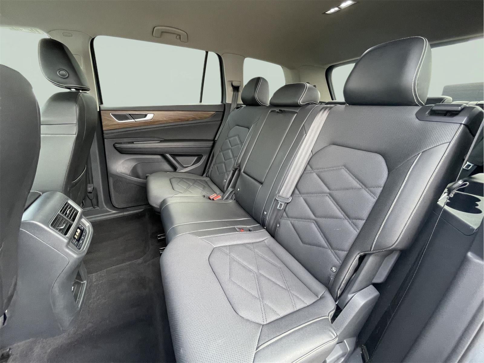 2024 Volkswagen Atlas 2.0T SE