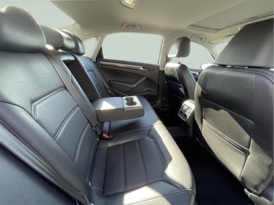 2018 Volkswagen Passat 2.0T SE