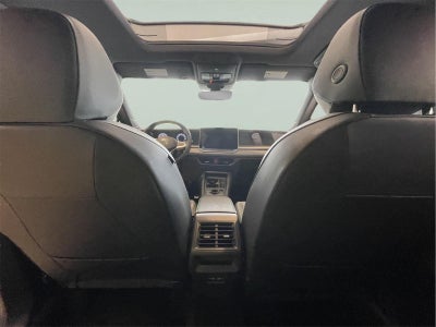2025 Volkswagen Tiguan SE R-Line Black
