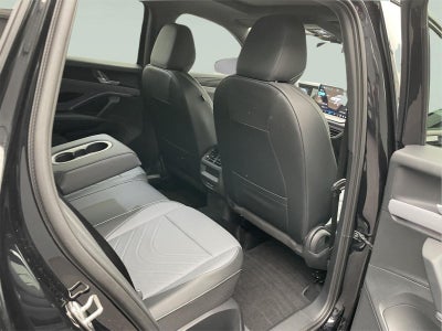 2025 Volkswagen Tiguan SE R-Line Black