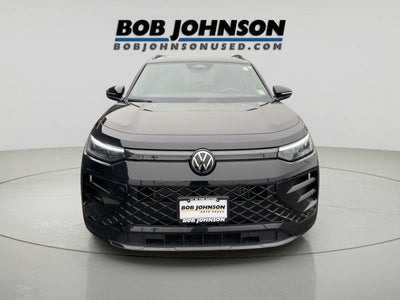 2025 Volkswagen Tiguan SE R-Line Black