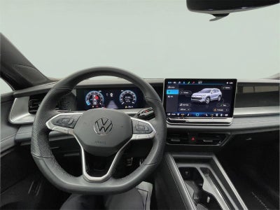 2025 Volkswagen Tiguan SE R-Line Black
