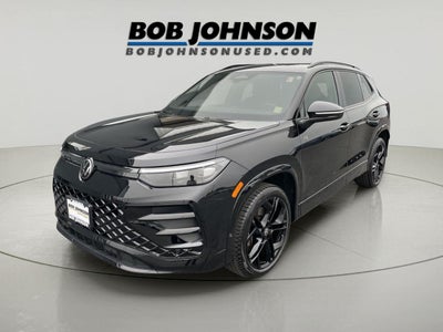 2025 Volkswagen Tiguan SE R-Line Black