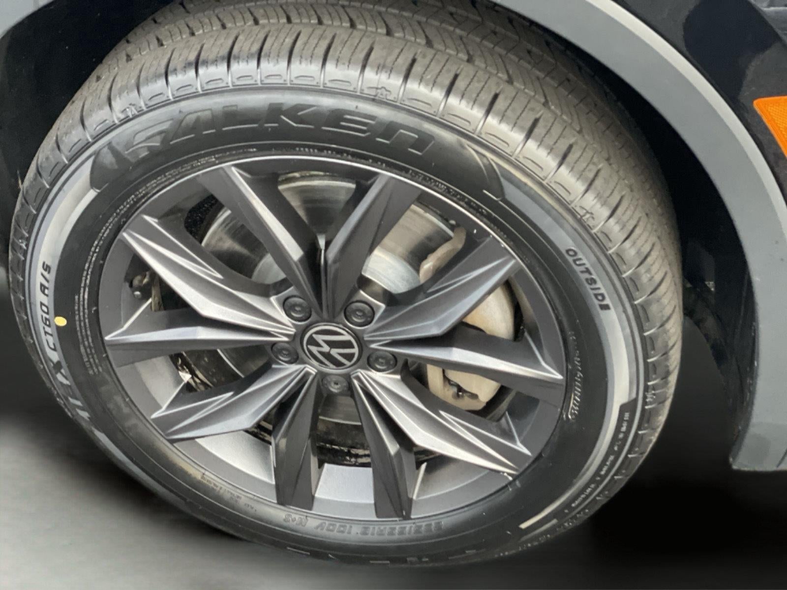 2024 Volkswagen Tiguan SE