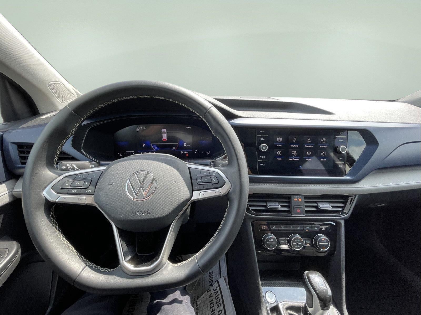 2024 Volkswagen Taos SE