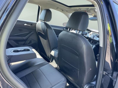 2023 Volkswagen Jetta SE