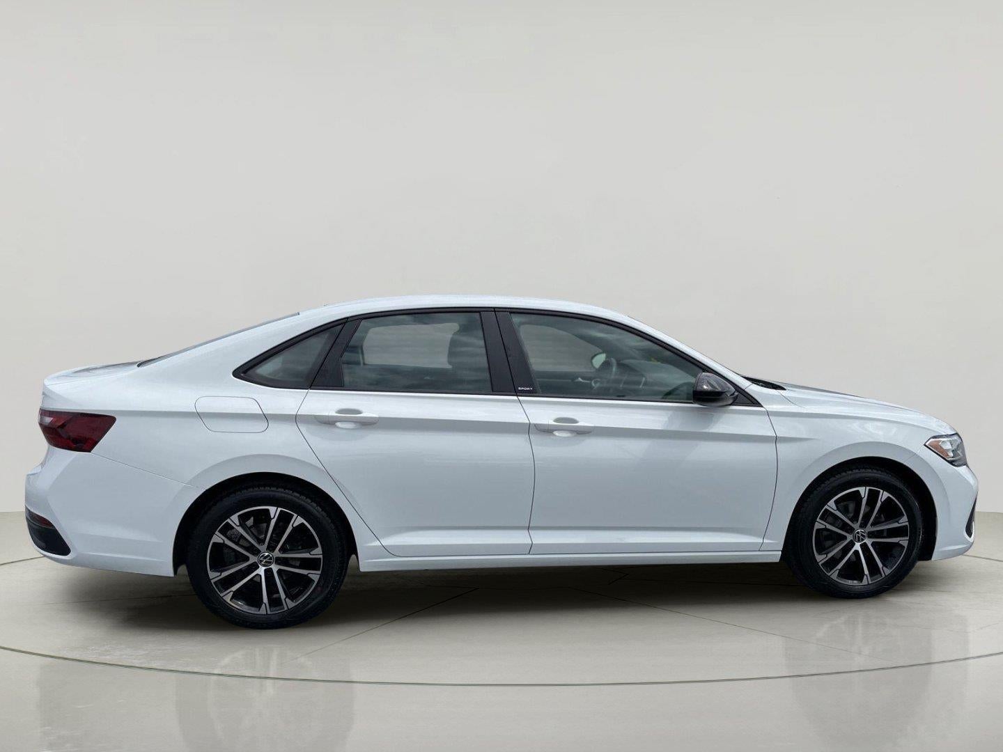 2023 Volkswagen Jetta Sport