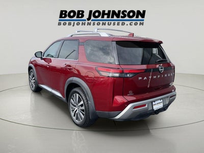 2022 Nissan Pathfinder Platinum
