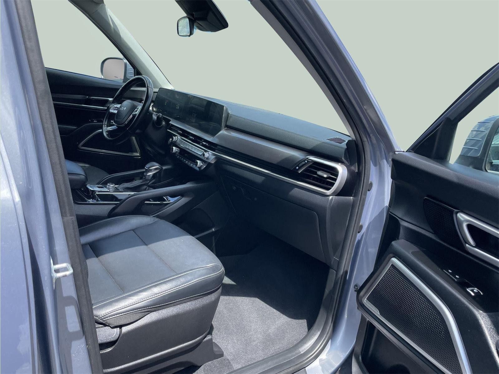 2023 Kia Telluride LX