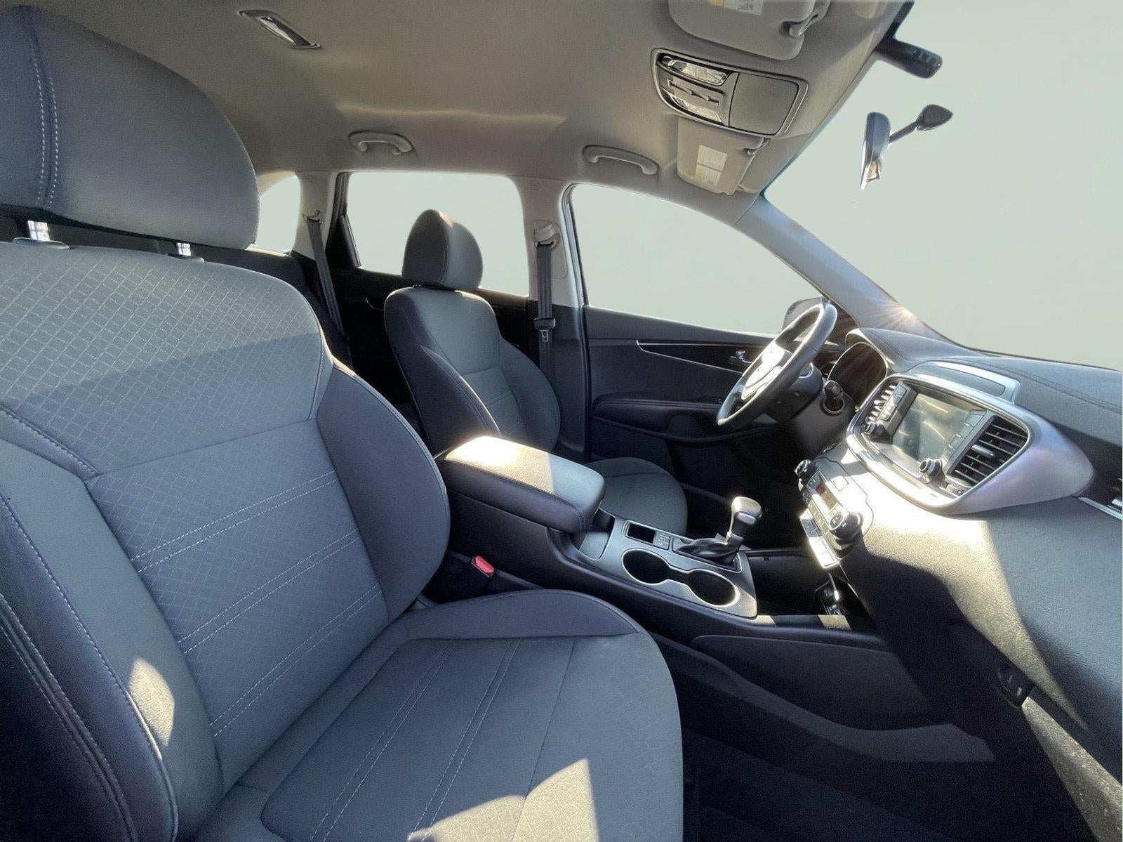 2020 Kia Sorento S V6