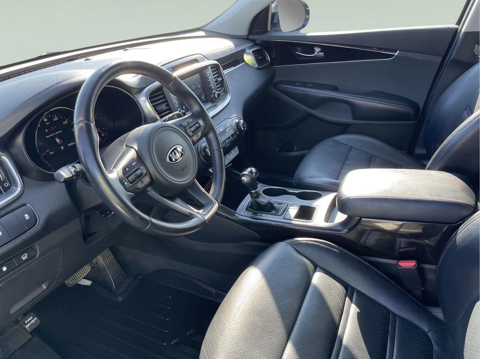 2018 Kia Sorento EX V6