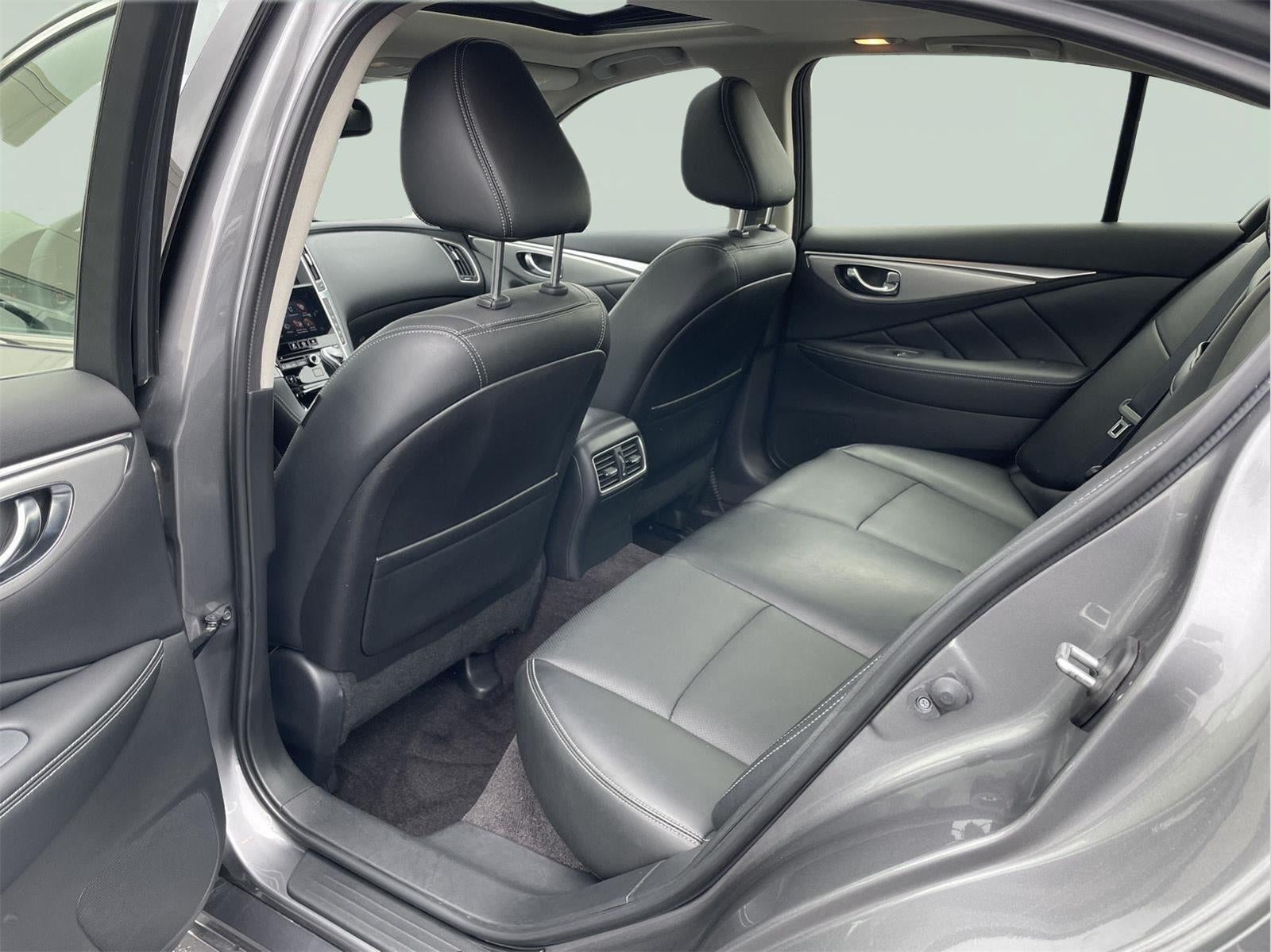2023 INFINITI Q50 LUXE