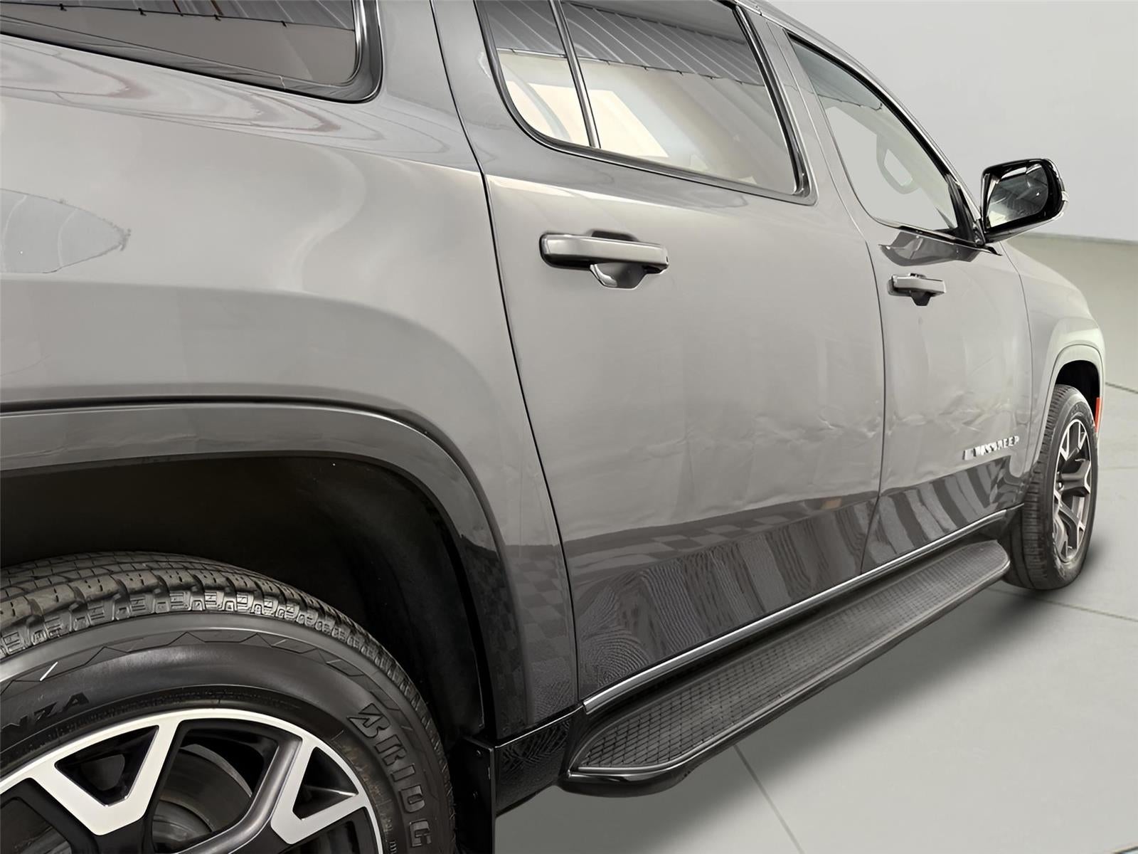 2023 Jeep Wagoneer L Series III