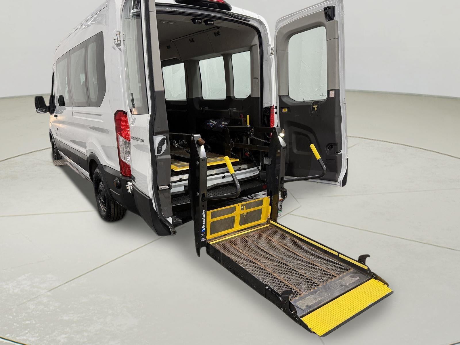 2020 Ford Transit Passenger Wagon XL